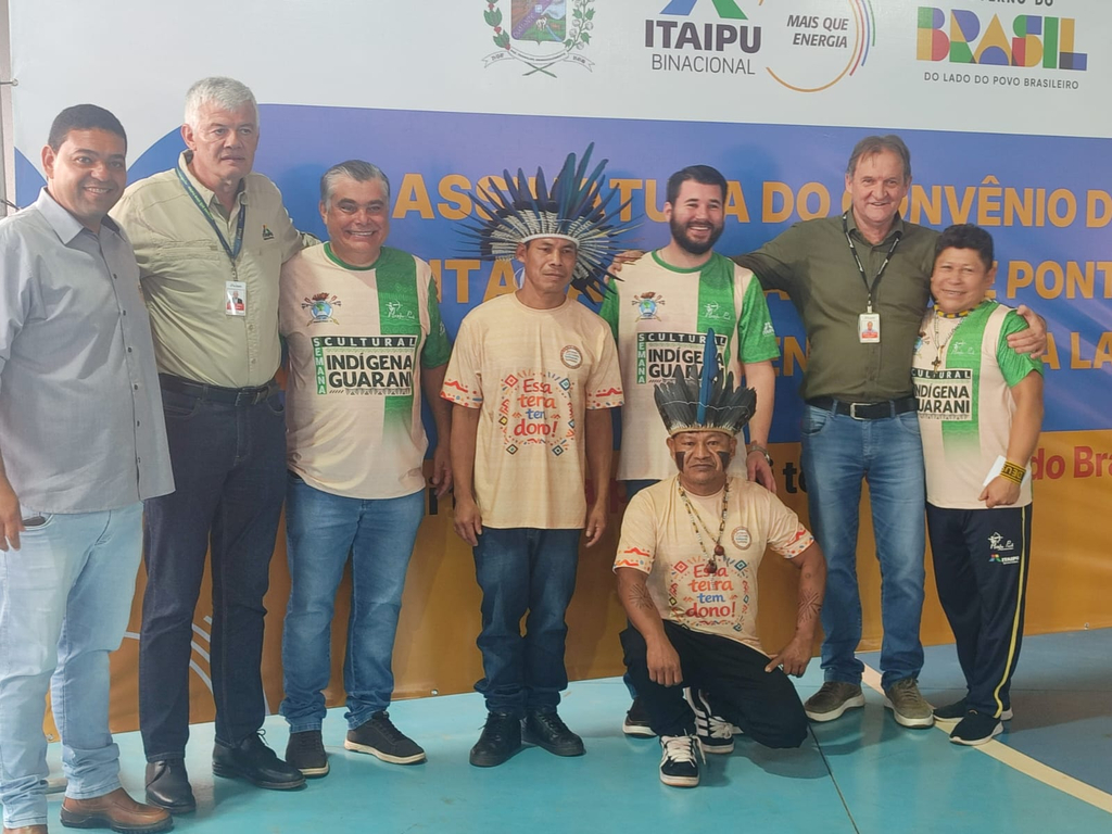 Semana Cultural Indígena, Diamante do Oeste assina ordem de serviço para 16 km de pavimentação