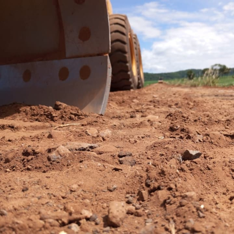 Adequação de estrada rural Em São José das Palmeiras